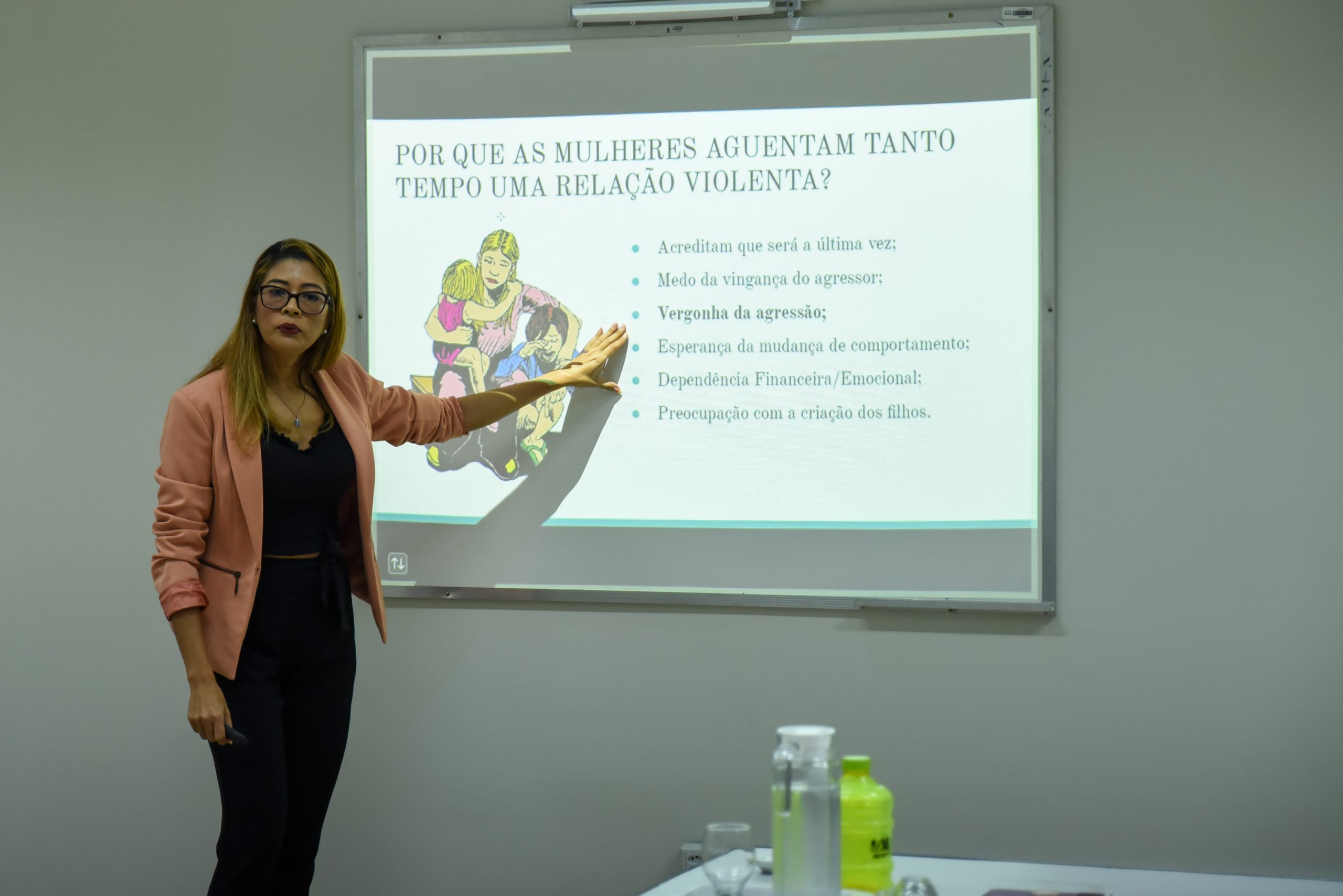 Violência doméstica  é tema de workshop na Ejurr